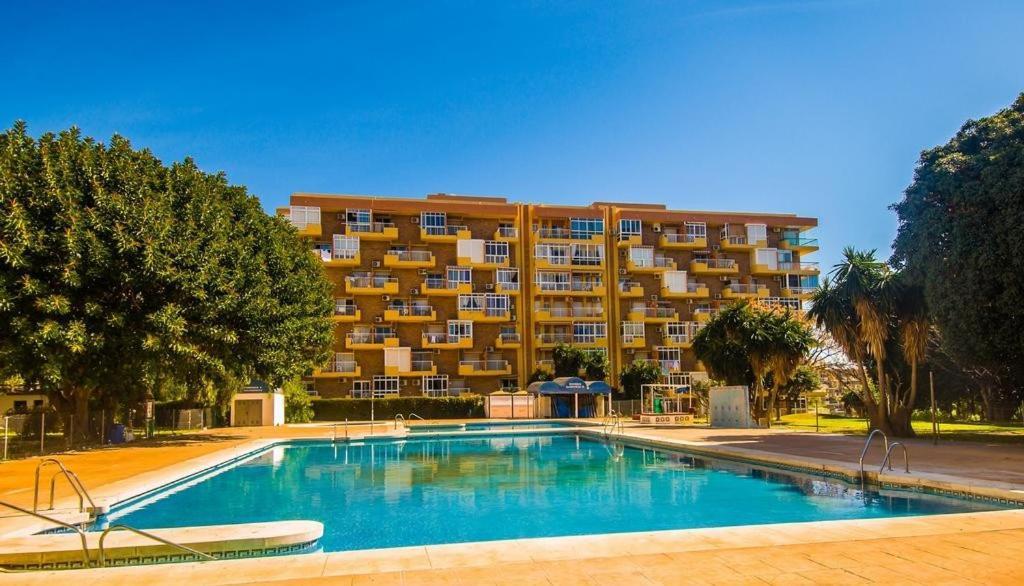 Iris Benalmadena Apartment Exterior photo