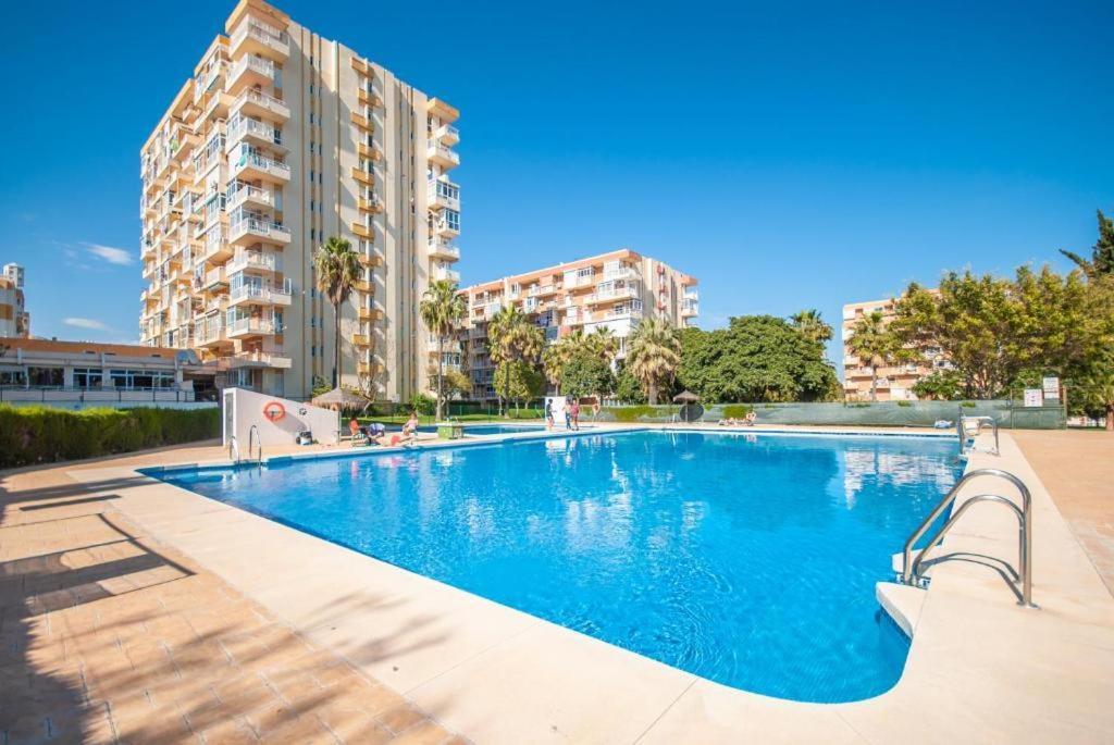 Iris Benalmadena Apartment Exterior photo