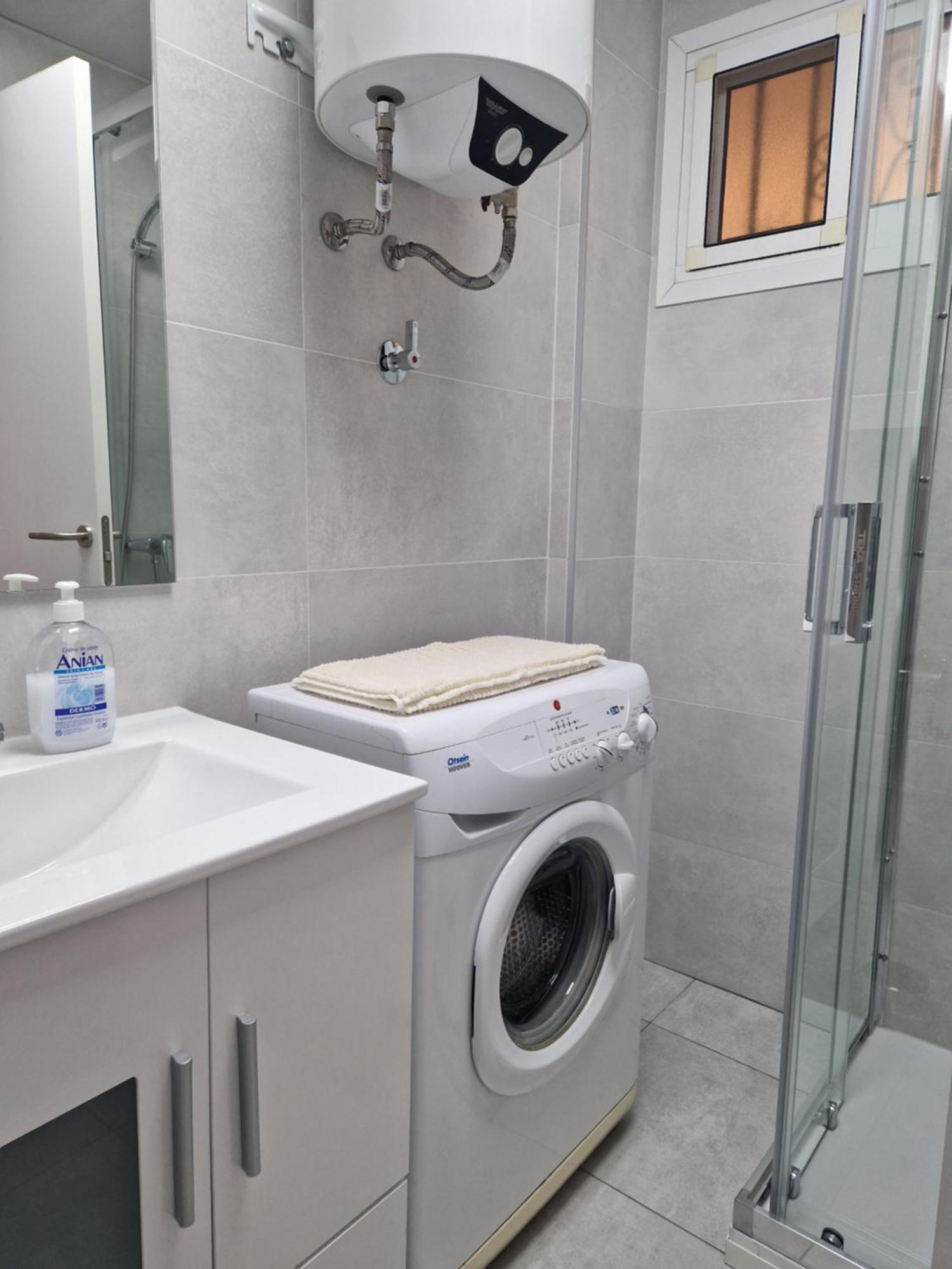 Iris Benalmadena Apartment Room photo